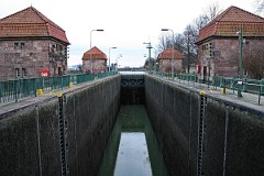 44-Schachtschleuse